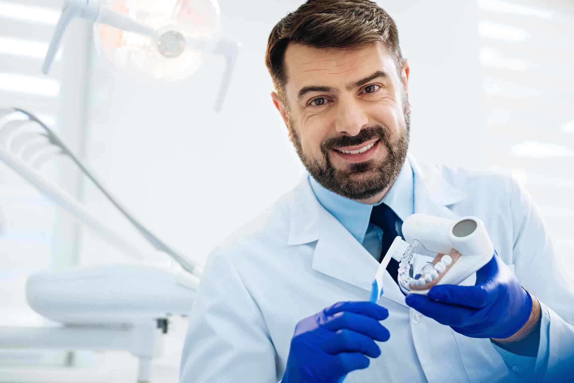 https://drmunjaldental.in/wp-content/uploads/2020/01/portfolio_06.jpg